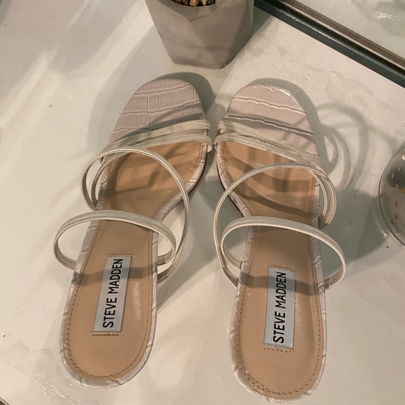 Steve Madden Heels - Picture 5 of 6